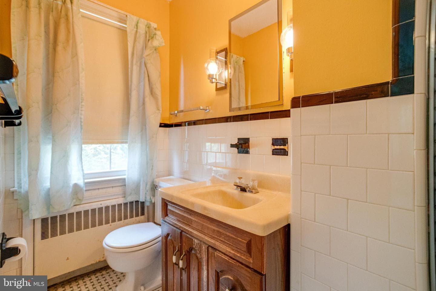 500 Stratford Ct photo 32