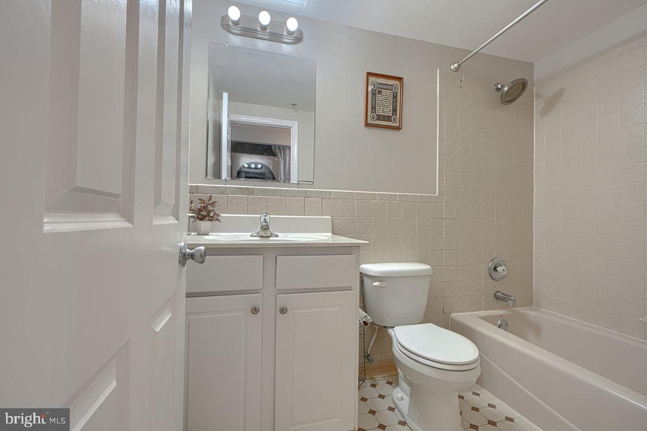 28 Allegheny Avenue #2108 photo 19