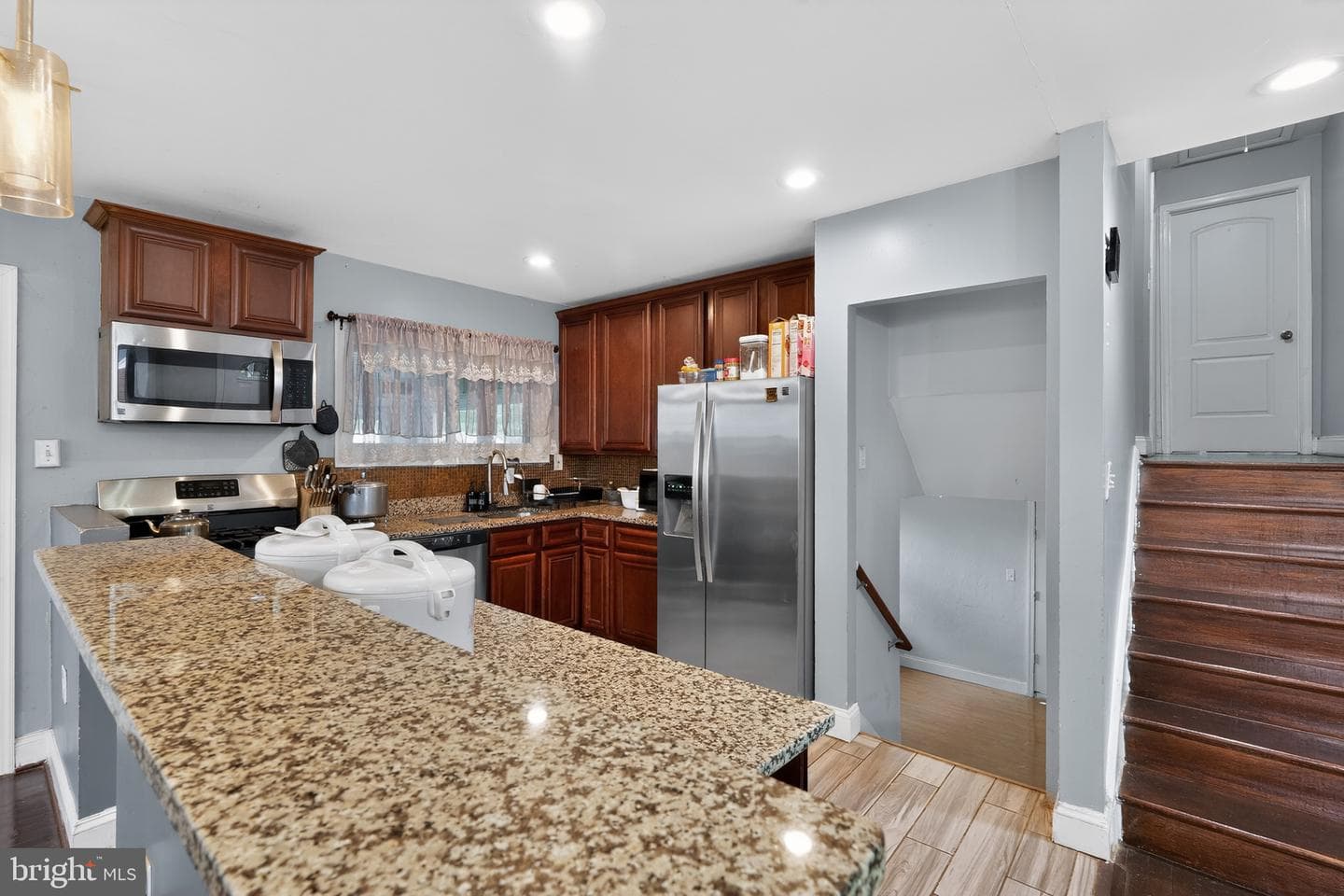 5909 Charnwood Road photo 13