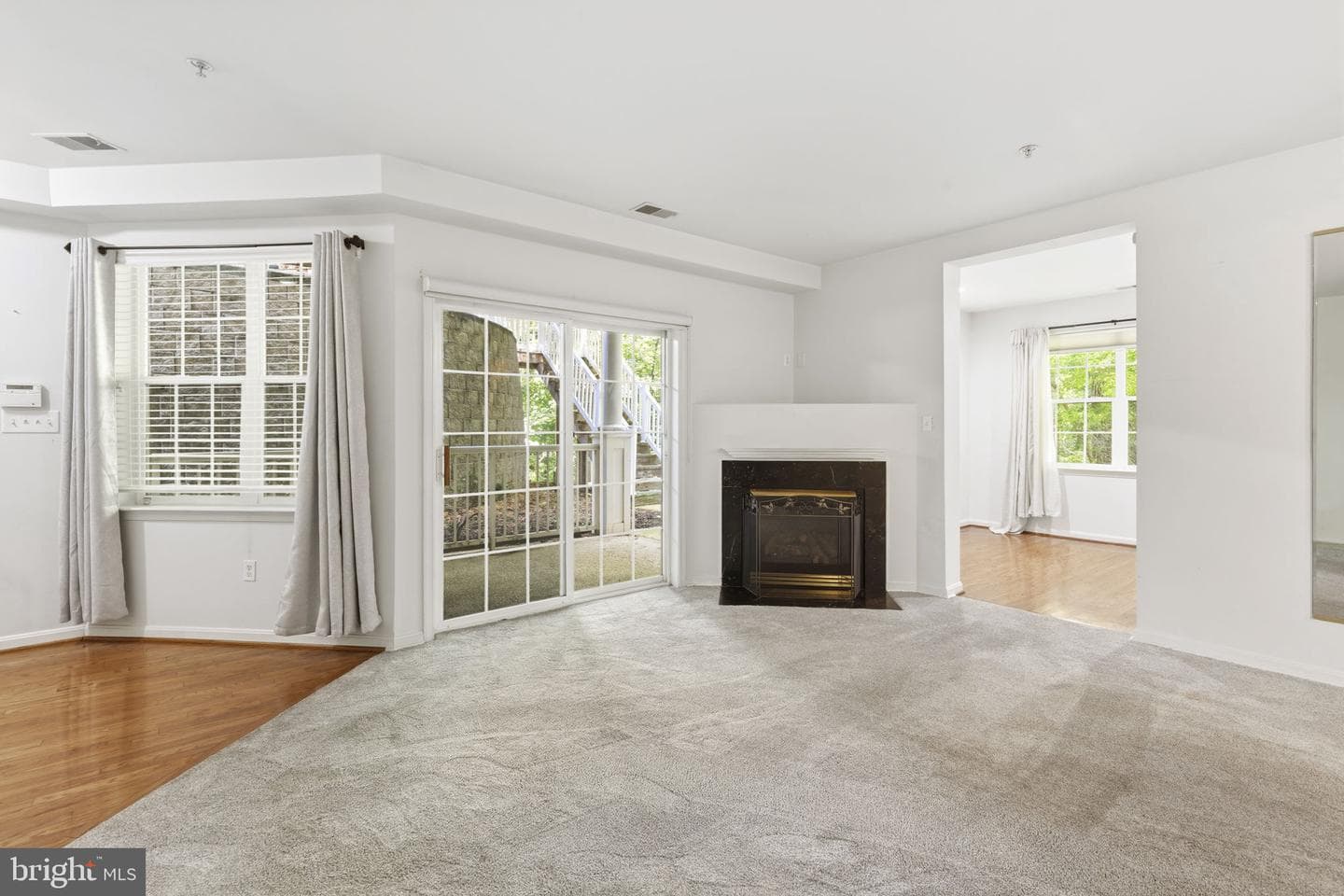9695 Devedente Drive #100 photo 6