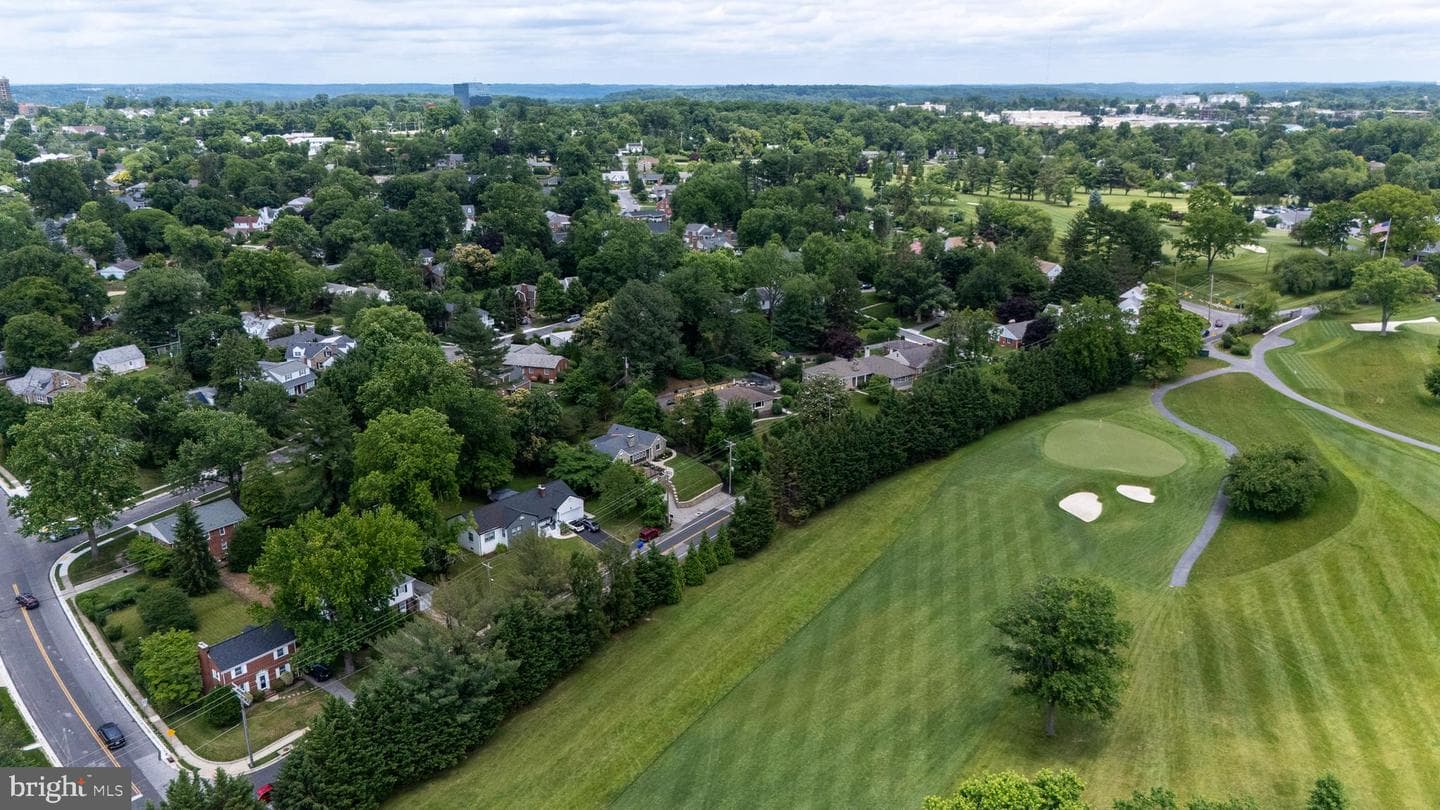 908 Stevenson photo 38