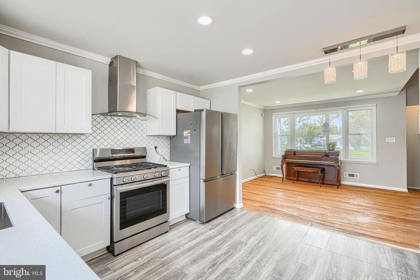 1405 Ingleside Avenue photo 11