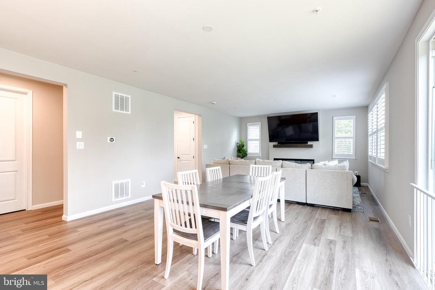 5701 Charlies Way photo 13