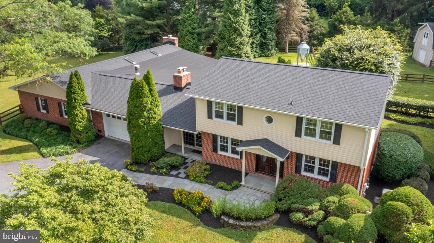 17212 Hunter Green Road, Upperco