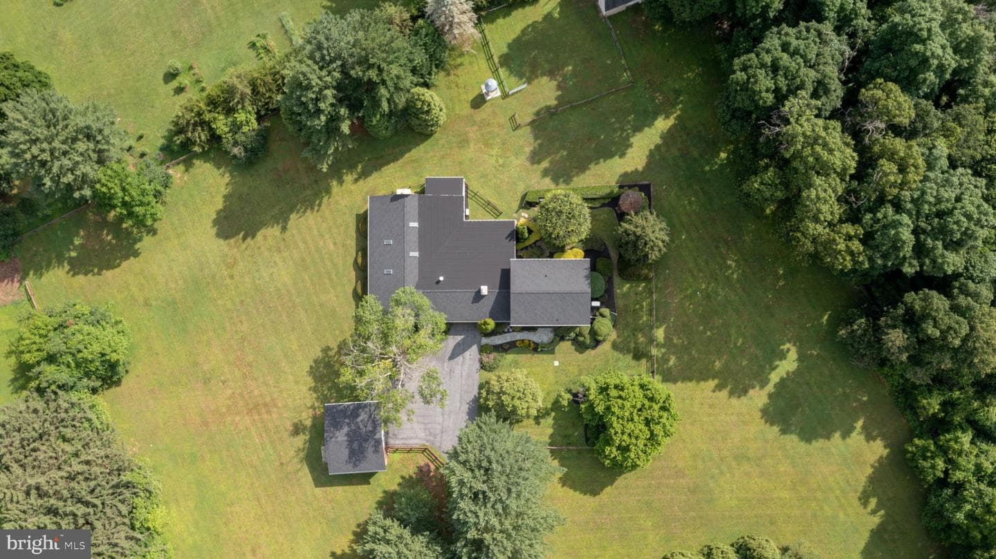 17212 Hunter Green Road photo 34