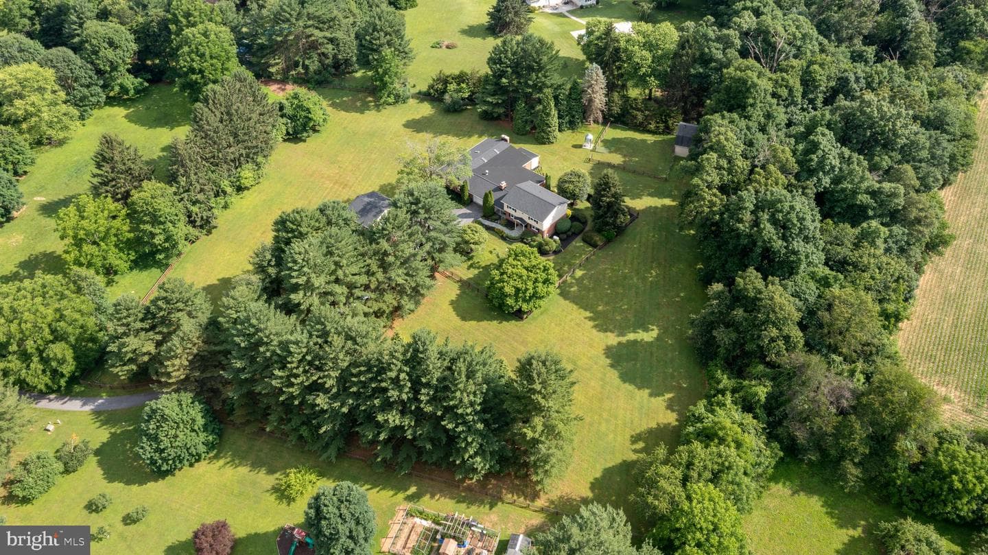17212 Hunter Green Road photo 35