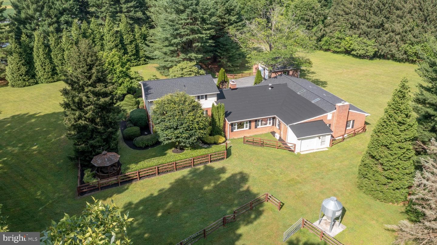 17212 Hunter Green Road photo 38