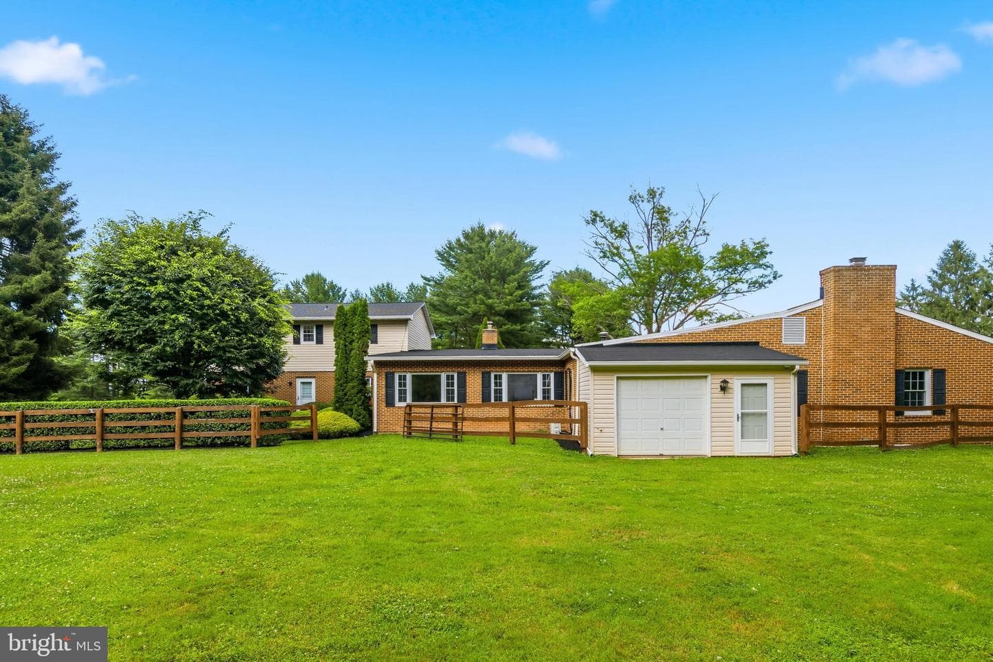 17212 Hunter Green Road photo 46