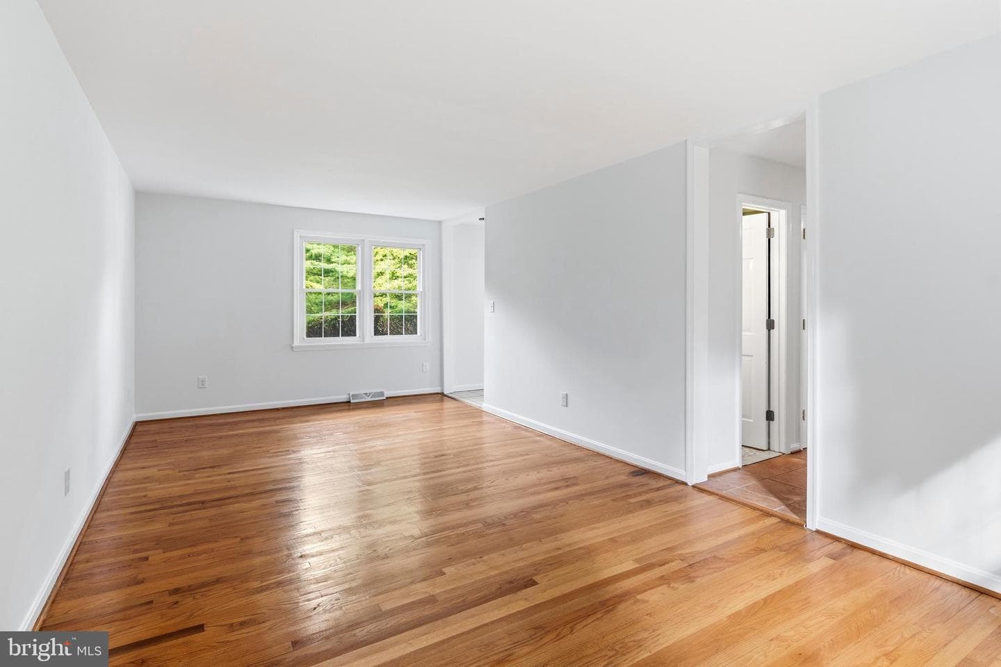 17212 Hunter Green Road photo 5