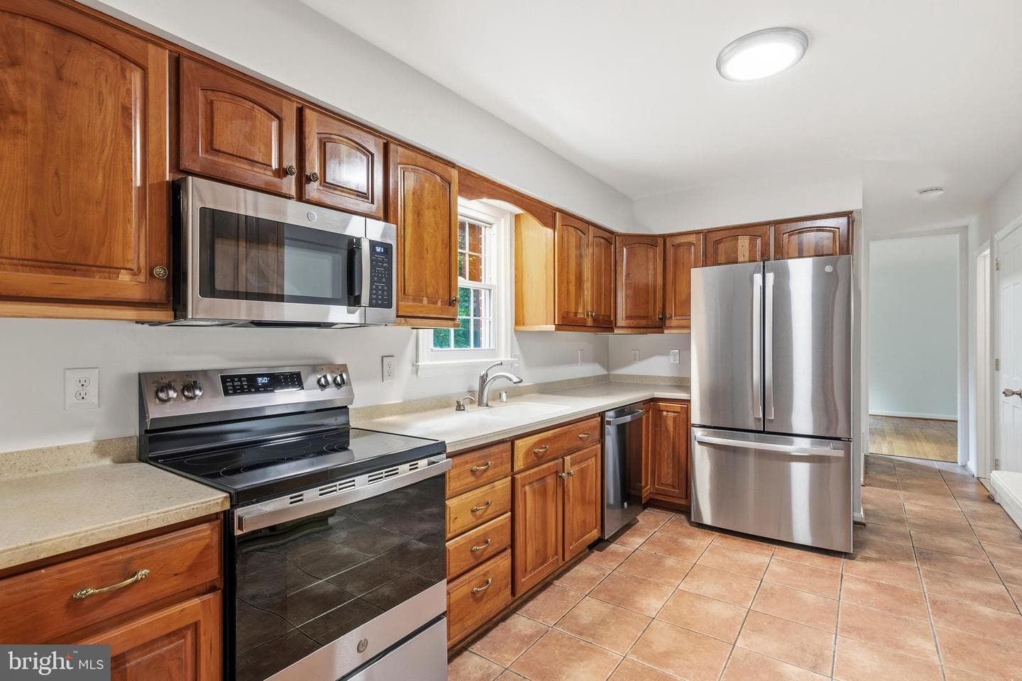 17212 Hunter Green Road photo 9