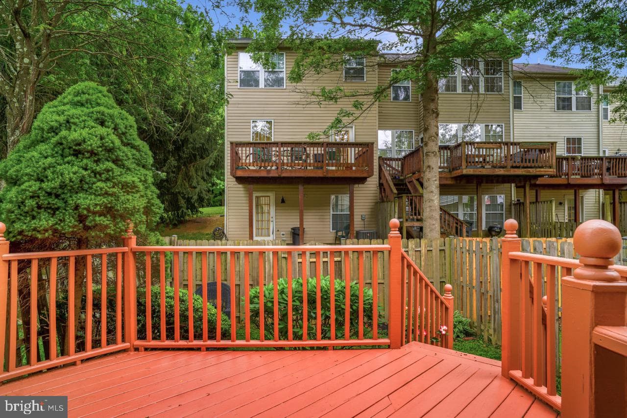 10 Amberlady Court photo 15
