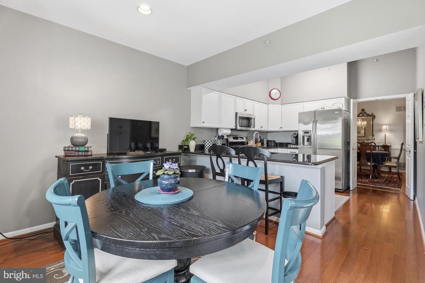 215 Belmont Forest Court #403 photo 21