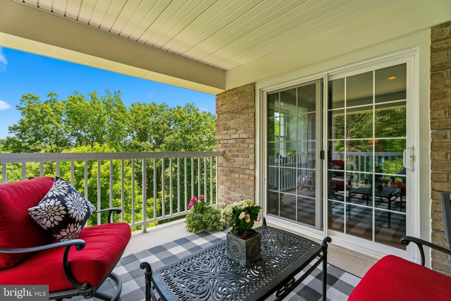 215 Belmont Forest Court #403 photo 35