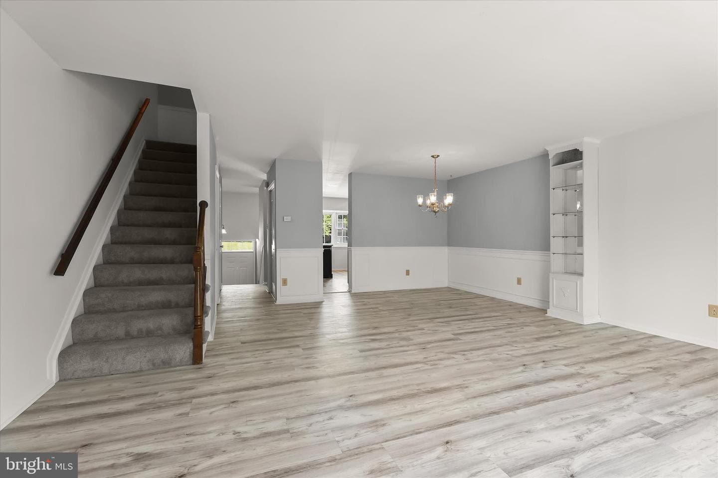 26 Valley Crossing Circle photo 14