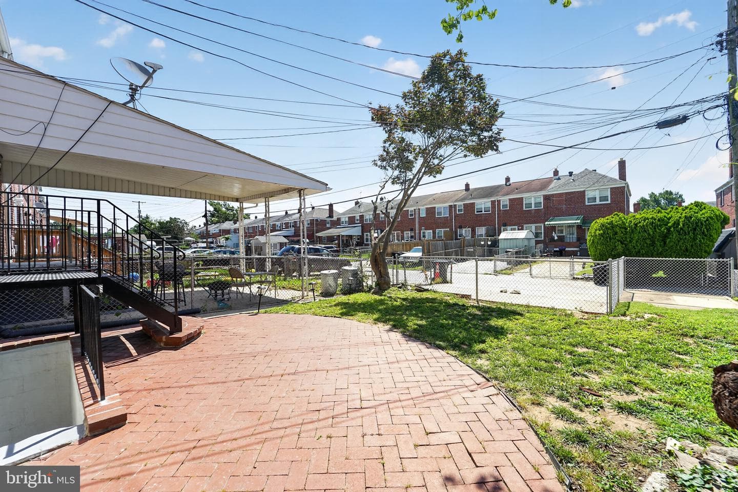 2128 Redthorn photo 25