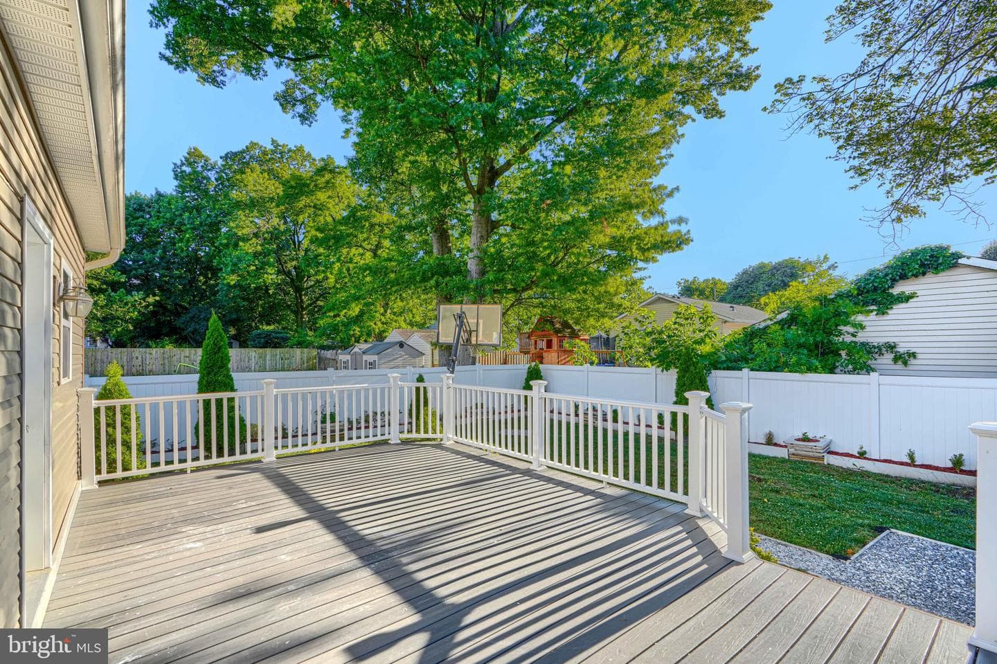 516 Lafayette Avenue photo 43