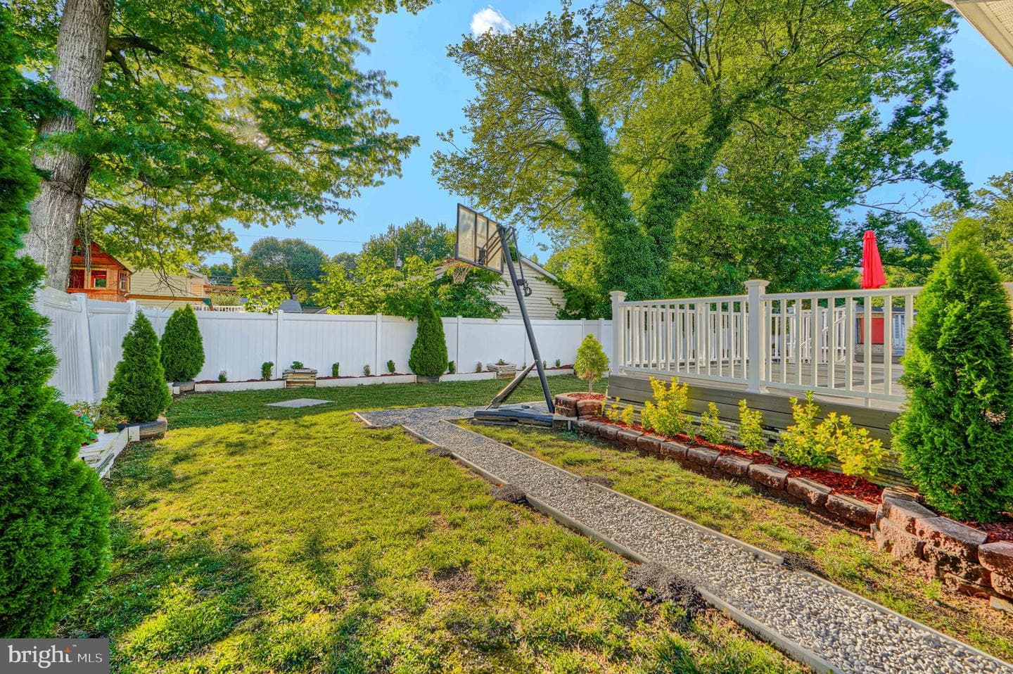 516 Lafayette Avenue photo 47