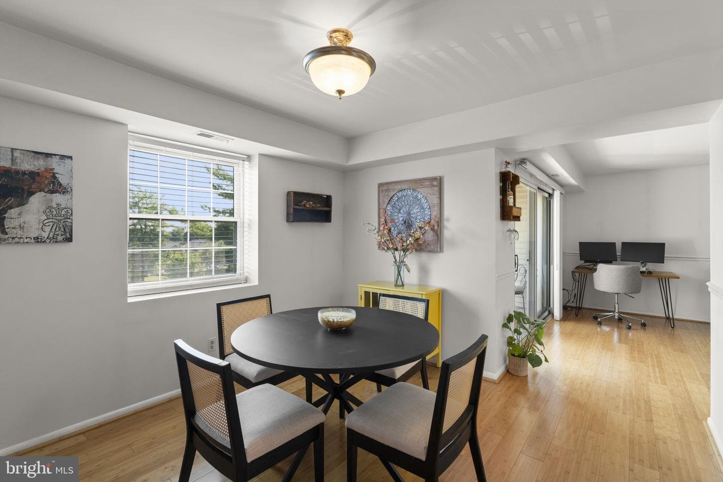 1 Elphin Court #301 photo 13