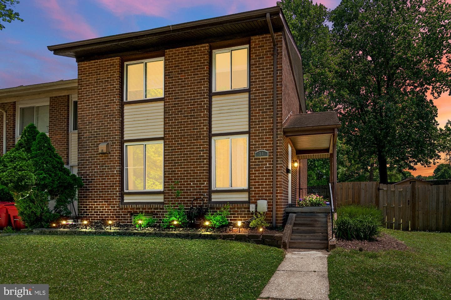 11 Strabane, Baltimore