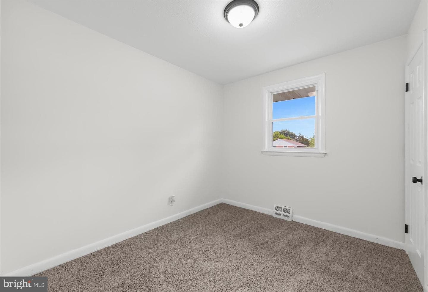 3514 Mayfair Road photo 12