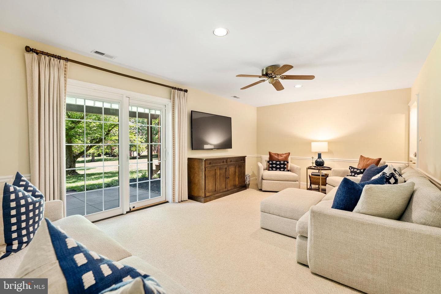 11809 Sherbourne Drive photo 4