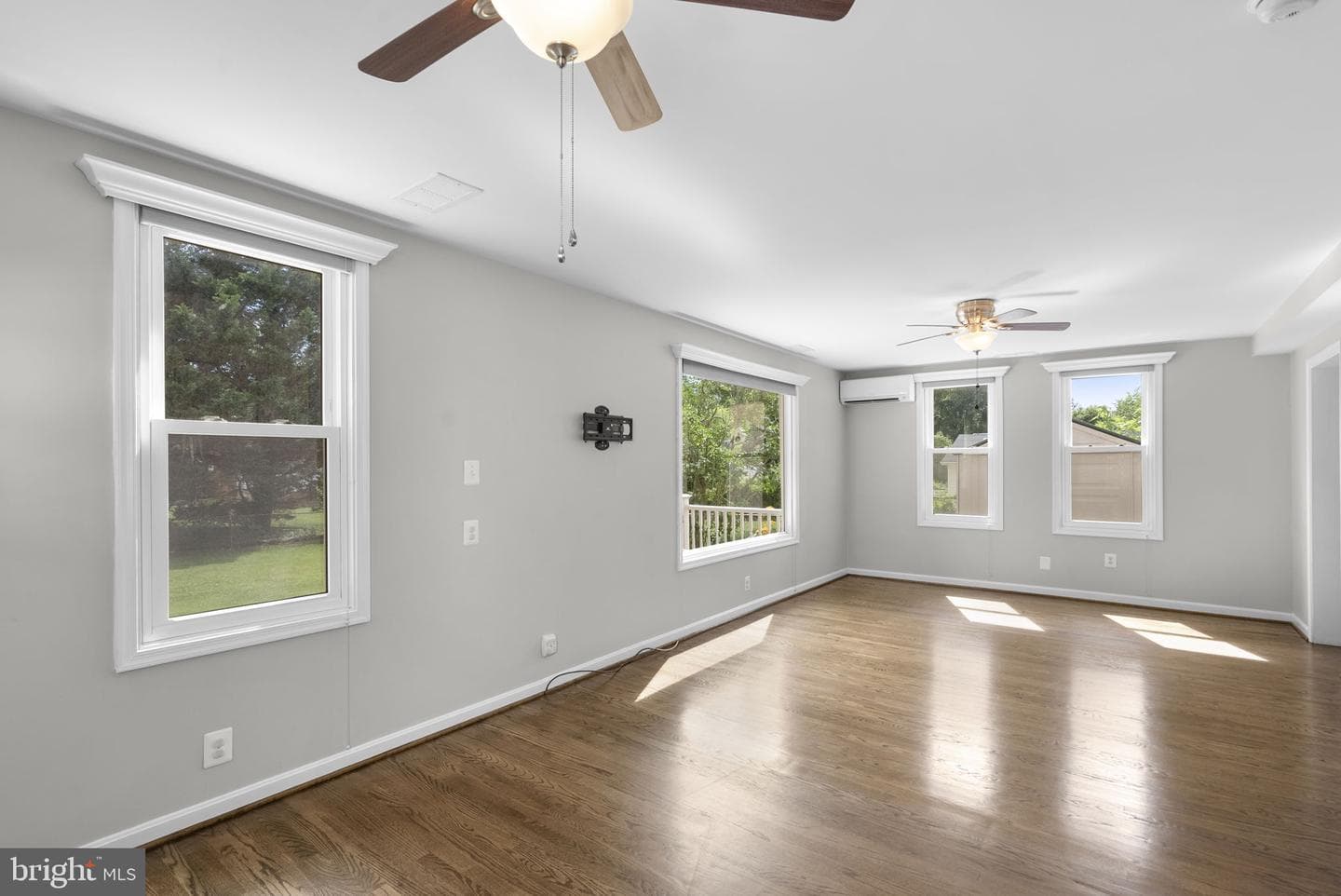 2019 Norhurst Way N photo 17