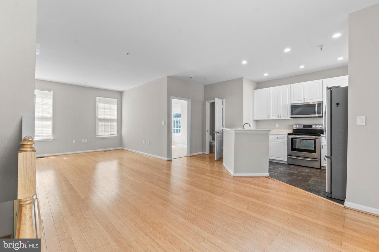 519 Ensemble Ct photo 14