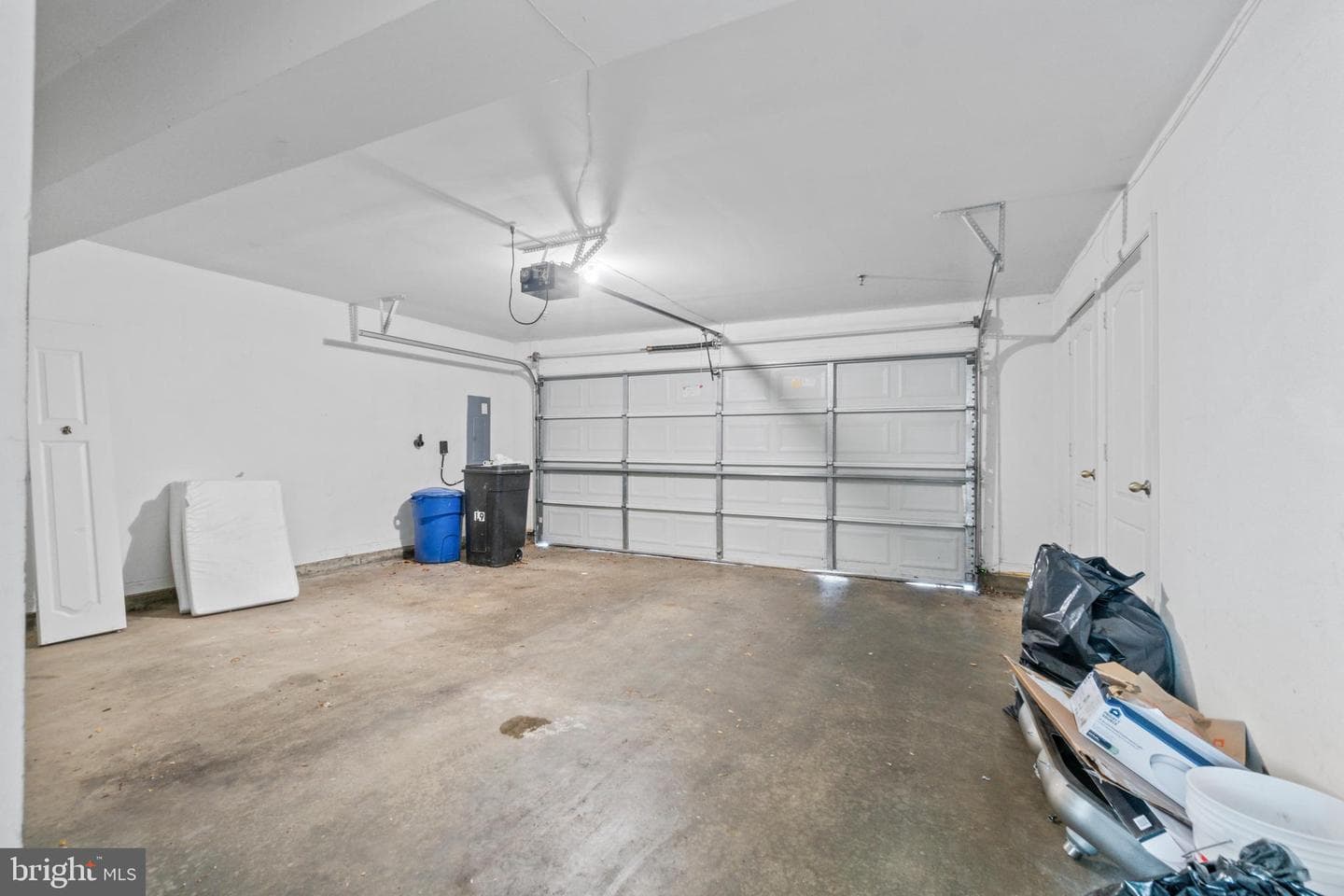 519 Ensemble Ct photo 42