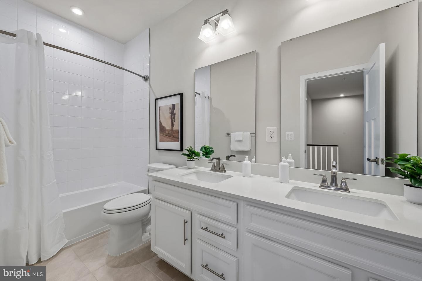 10837 Beckenham Street photo 24