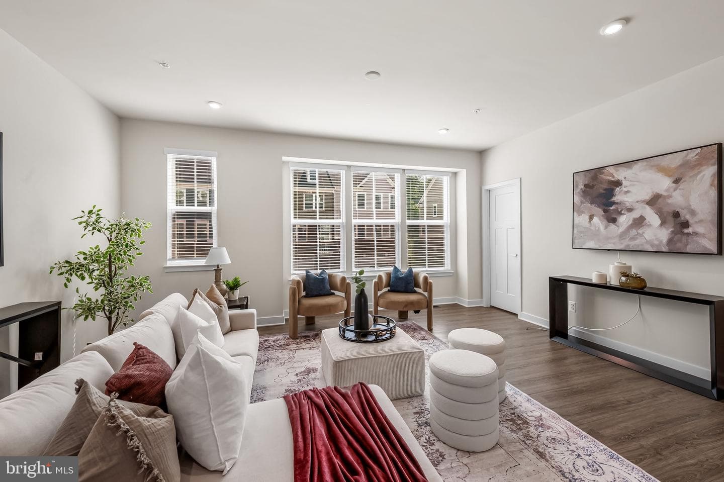 10837 Beckenham Street photo 8