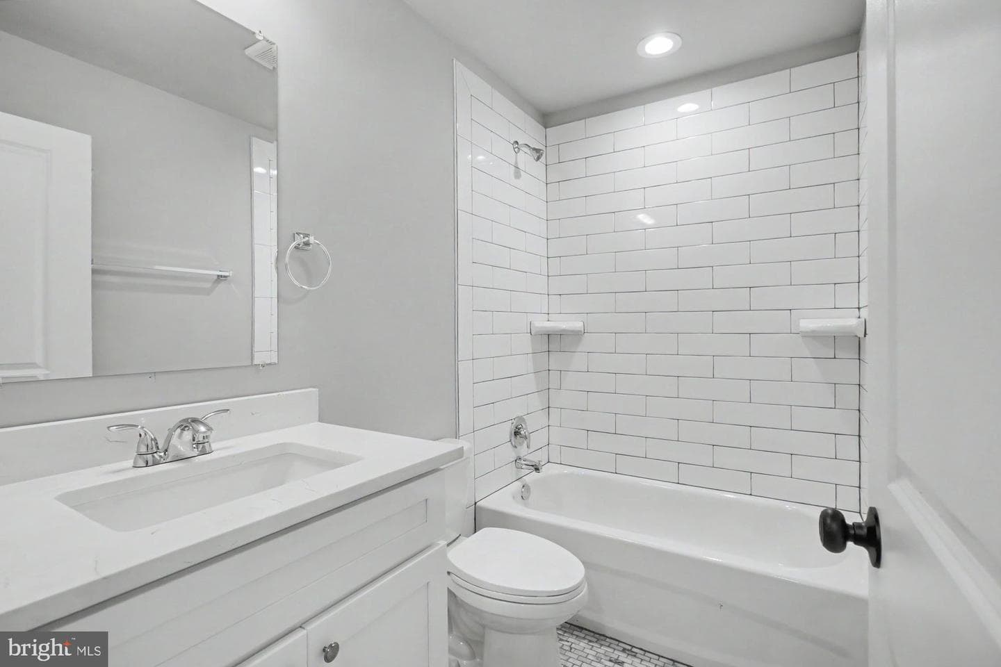 7501 Riddle Avenue photo 27