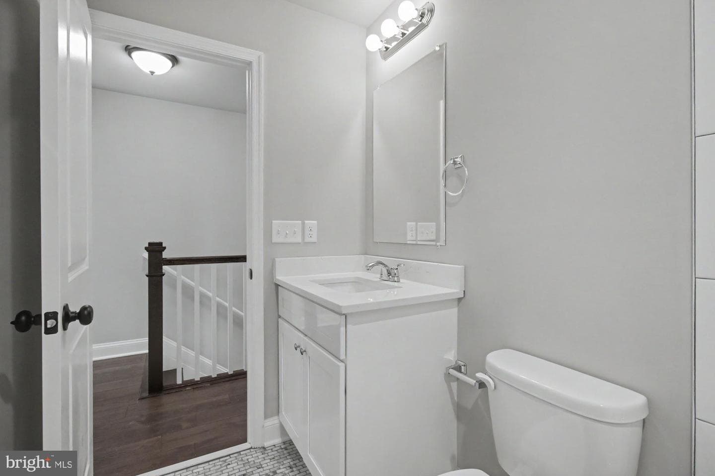 7501 Riddle Avenue photo 28