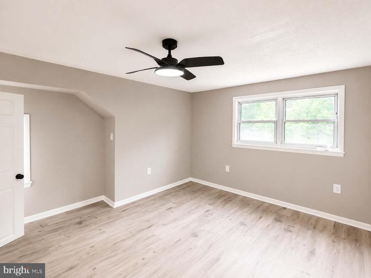 7508 Kenlea Avenue photo 20