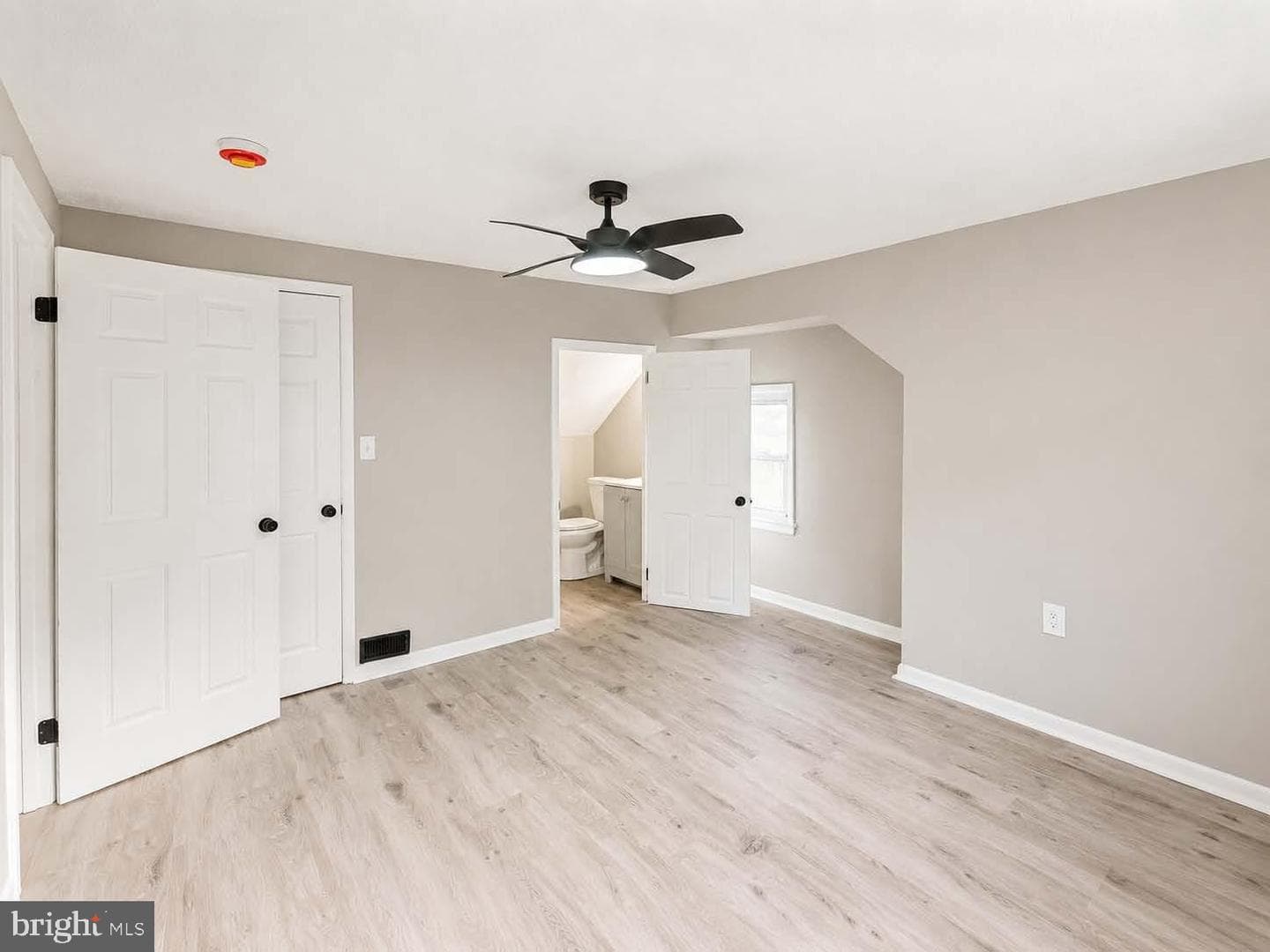 7508 Kenlea Avenue photo 21