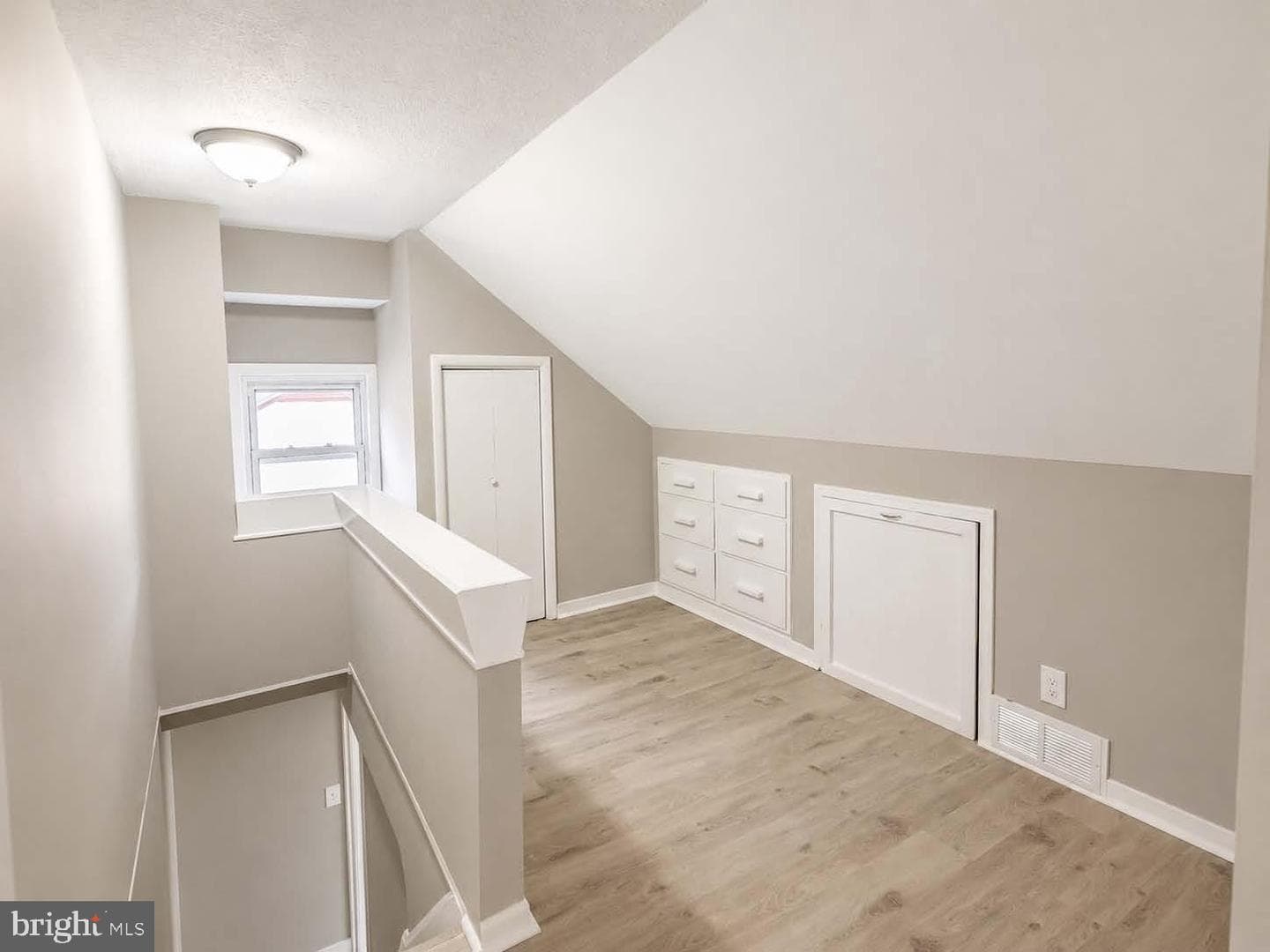 7508 Kenlea Avenue photo 27