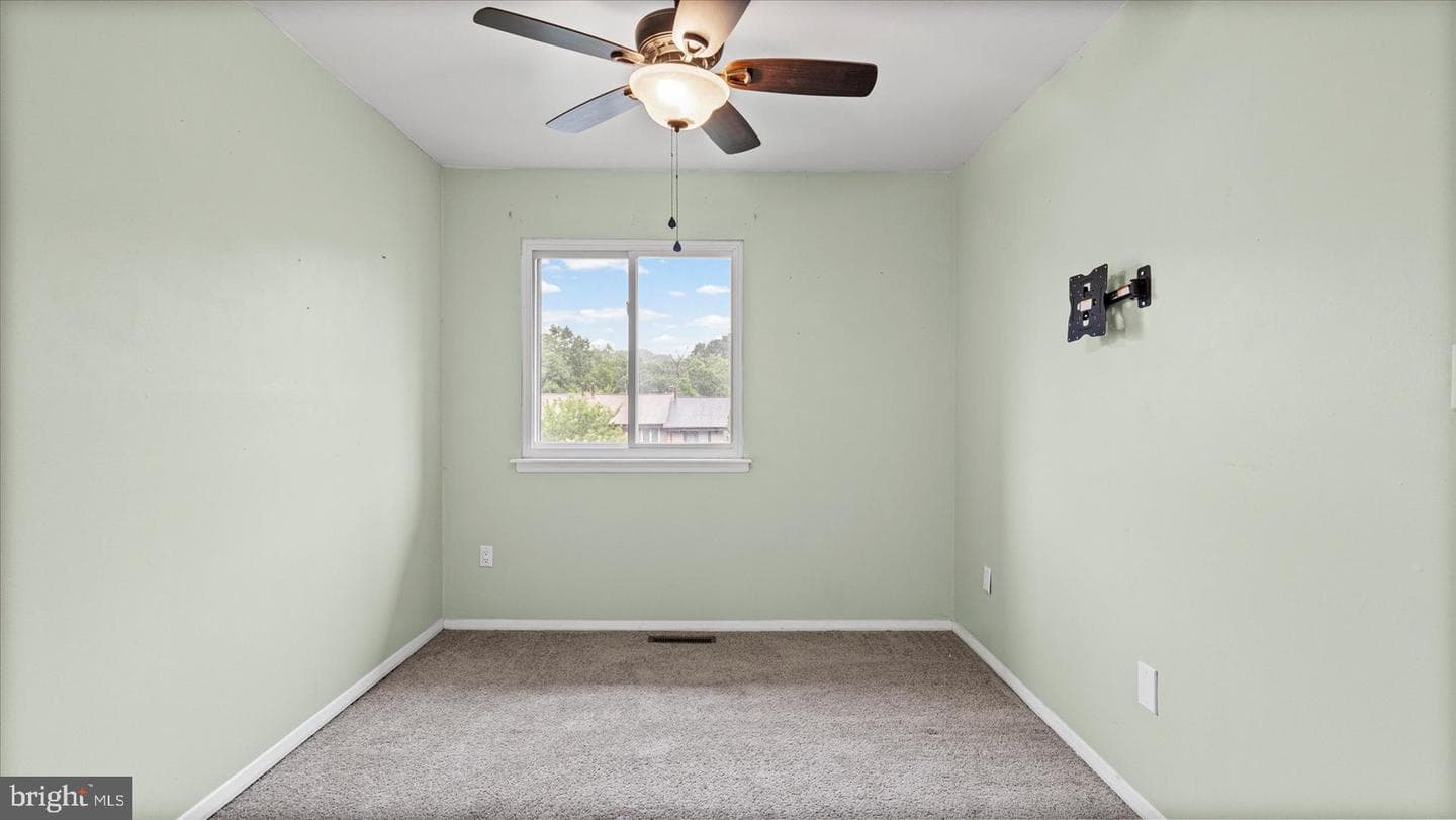 9250 Bellbeck Road photo 25