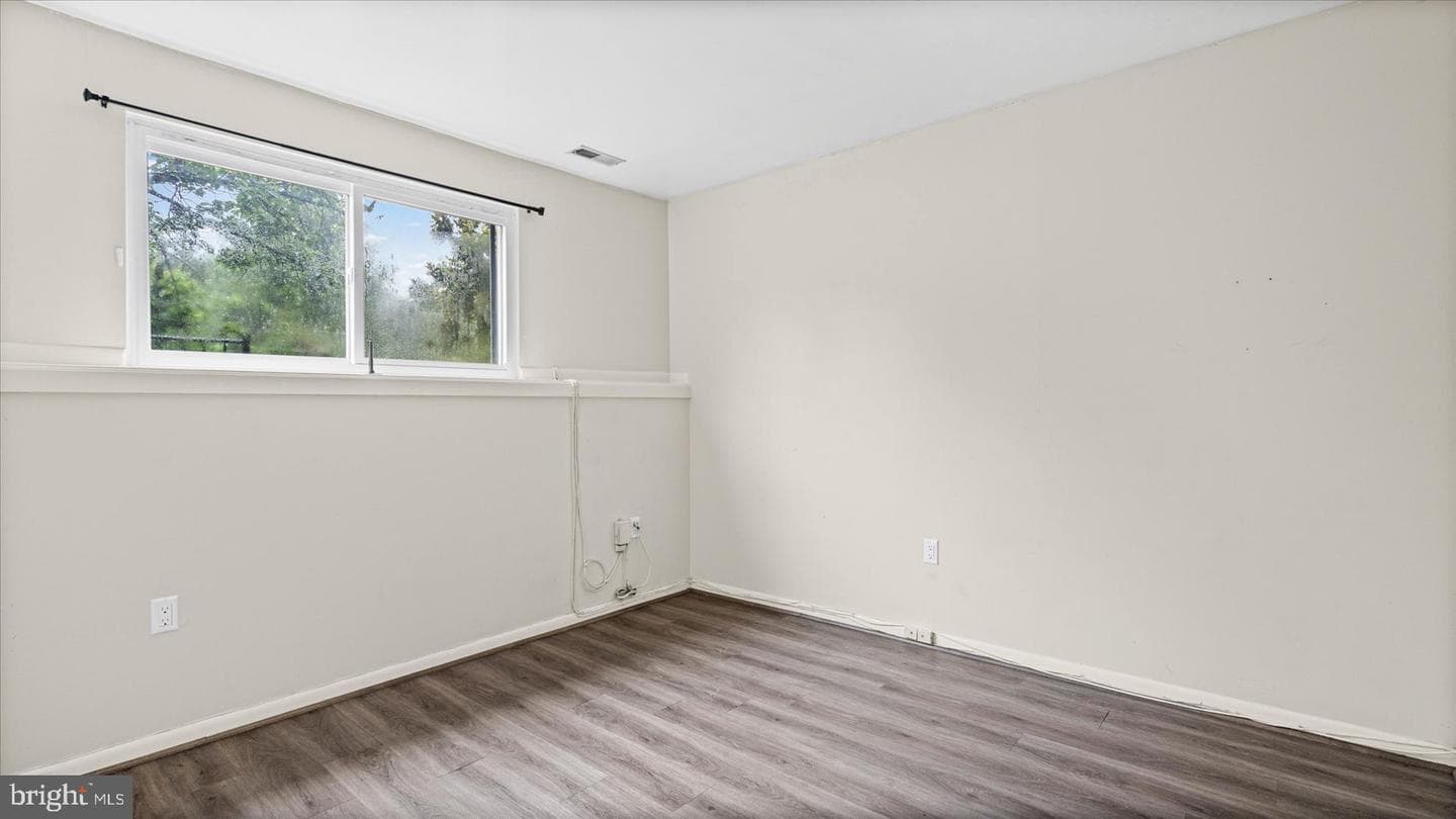 9250 Bellbeck Road photo 33