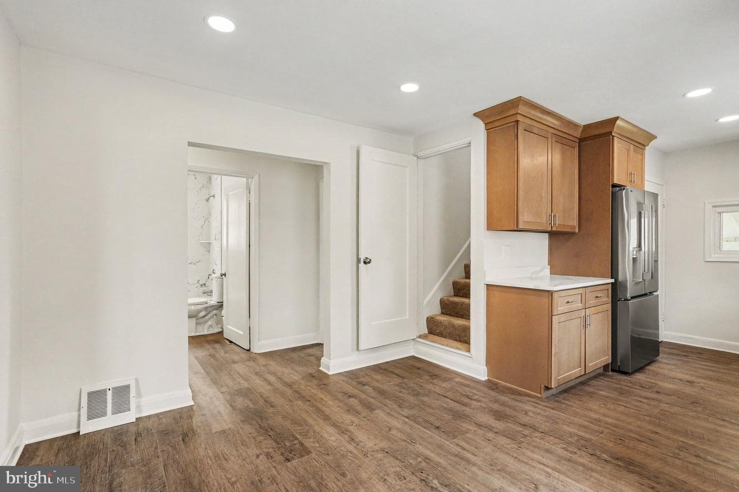 2513 Canterbury Road photo 6