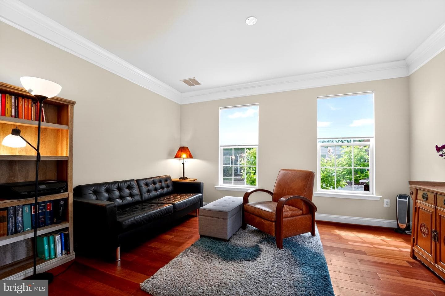 130 Linden Place photo 24