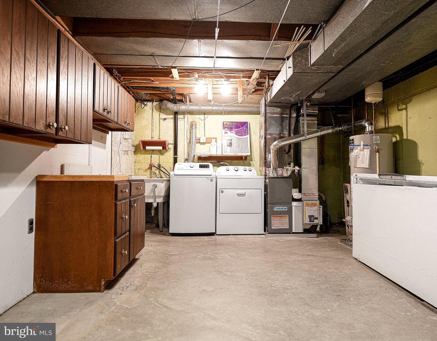 614 George Avenue photo 43