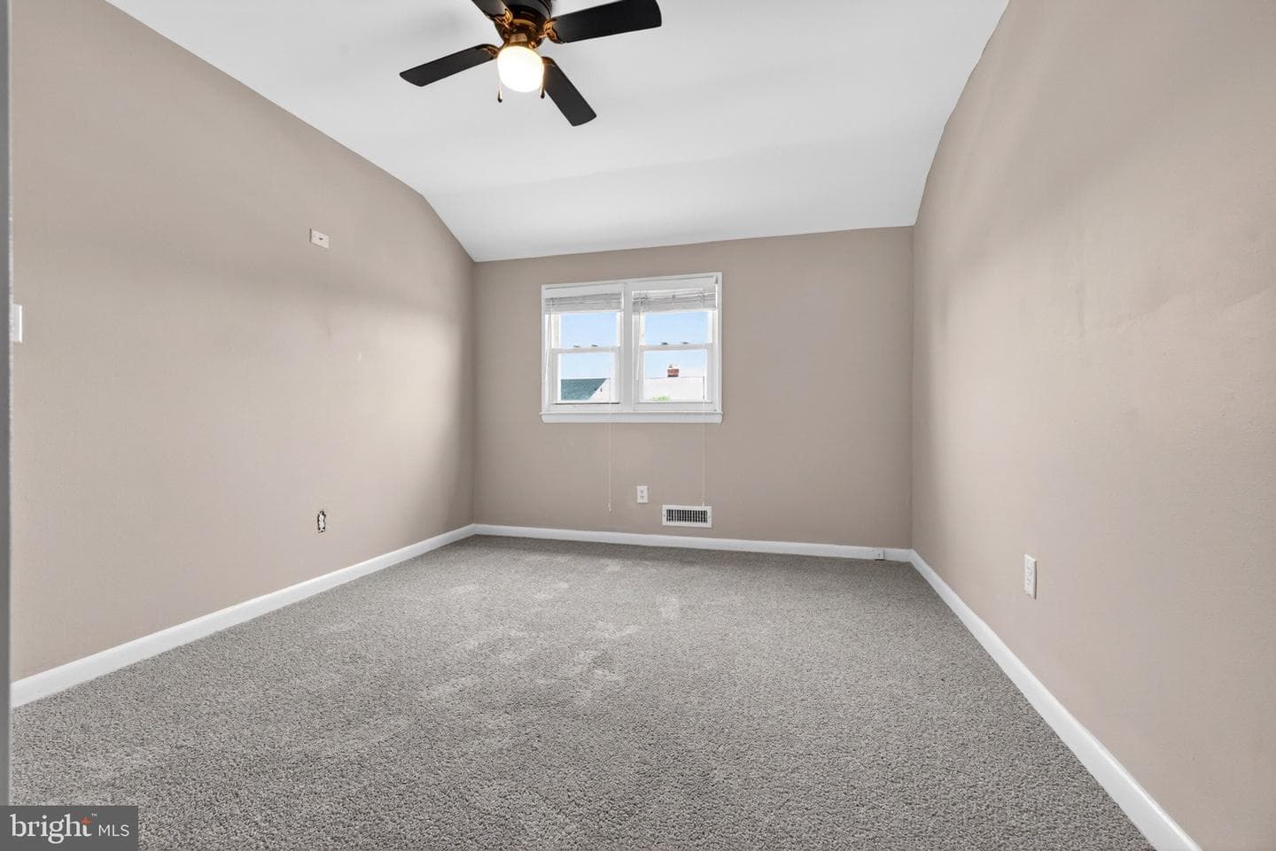 7729 Charlesmont Road photo 24