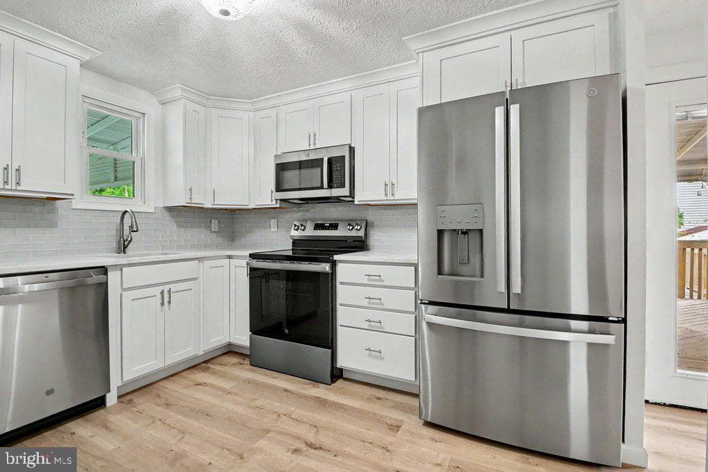 8614 Manorfield Road photo 12