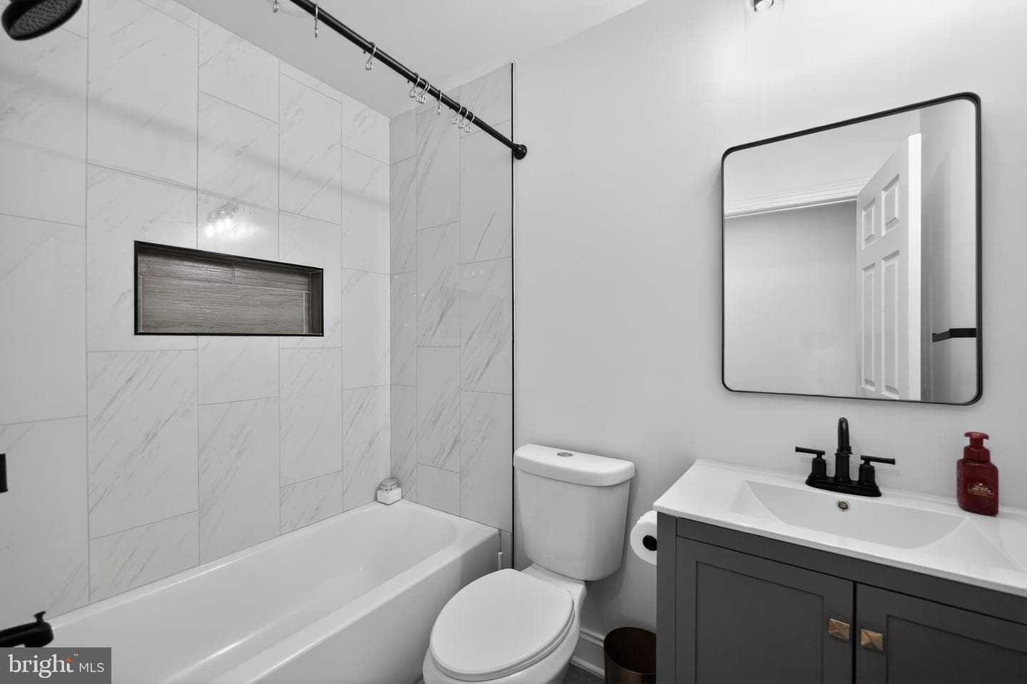 3129 Lugine Ave photo 30