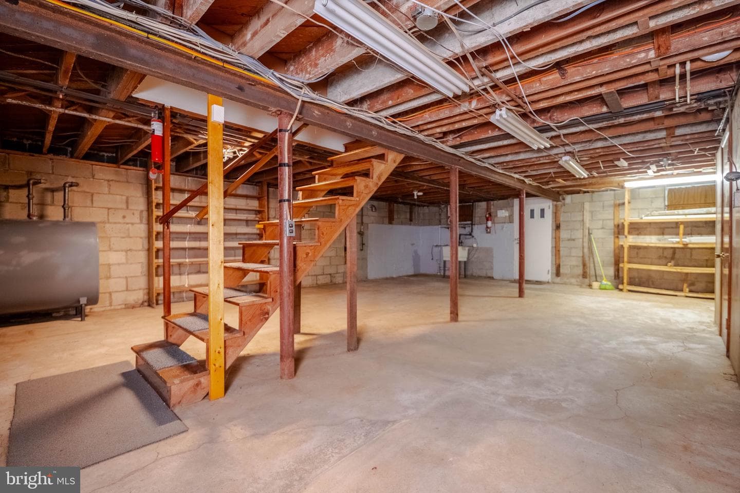 5240 King Avenue photo 46