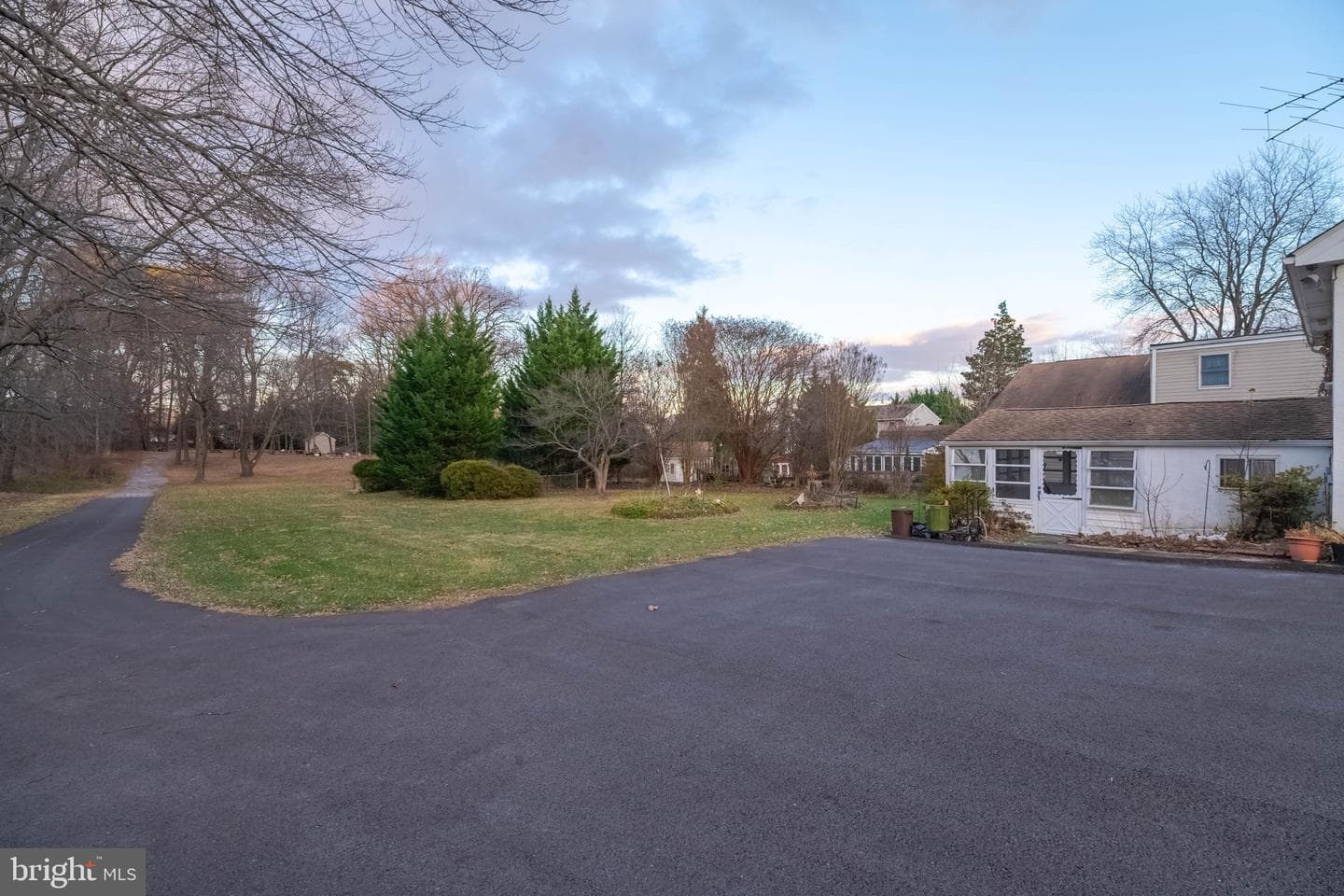 5240 King Avenue photo 48