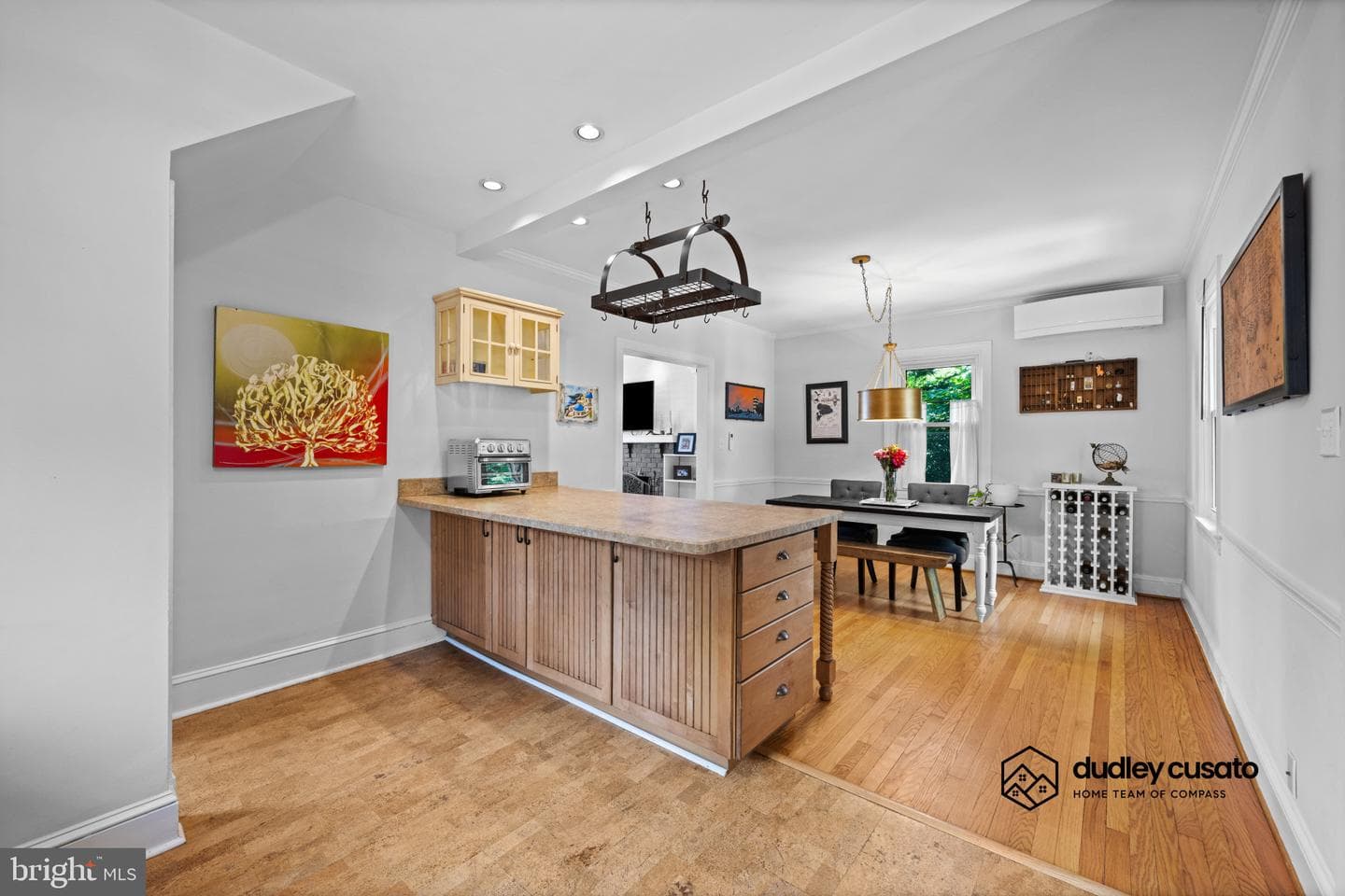 47 Willow Avenue photo 12