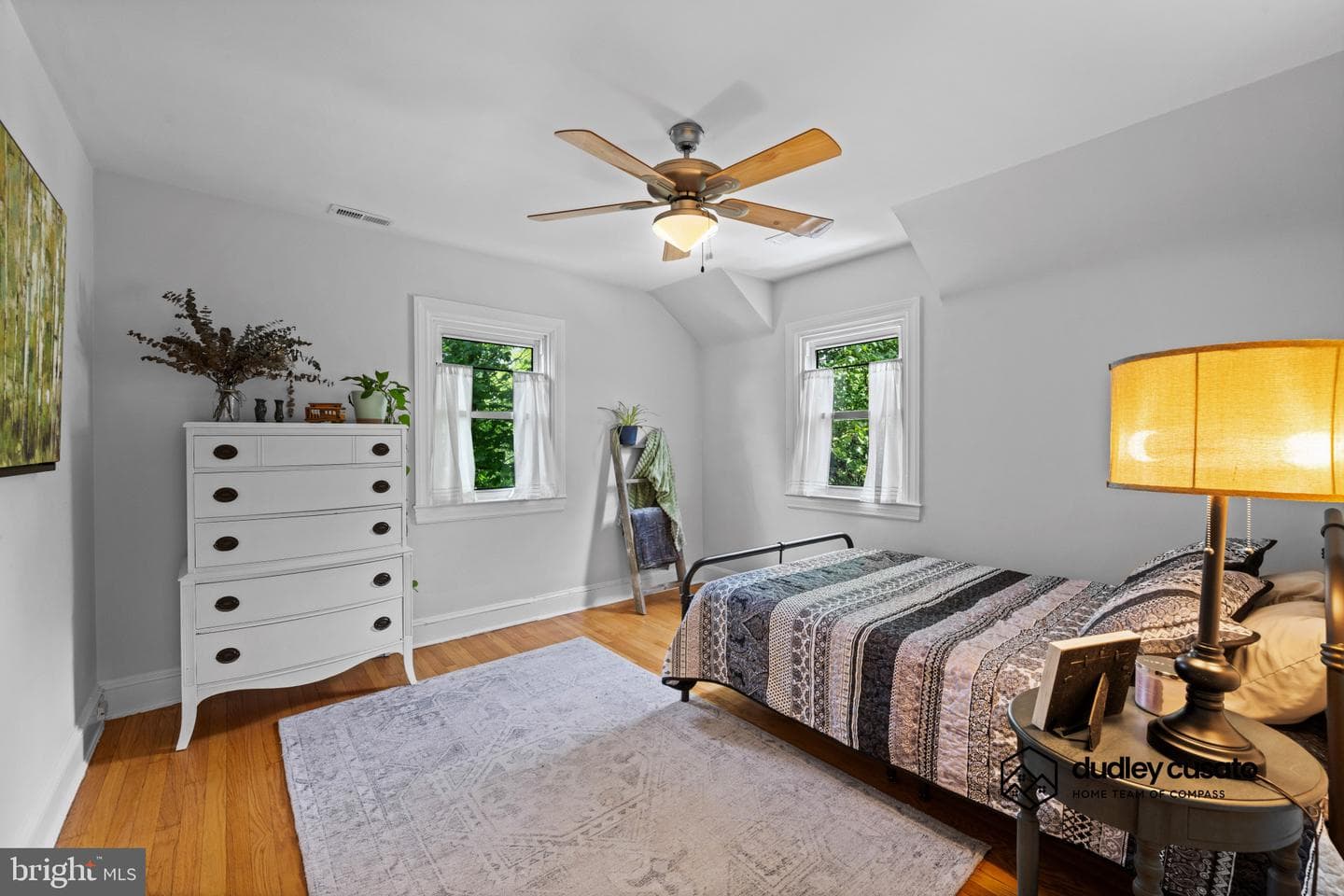 47 Willow Avenue photo 16