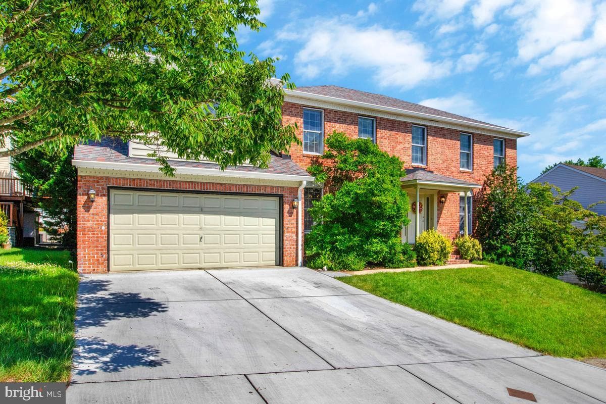 9200 Hines Meadow Way, Parkville