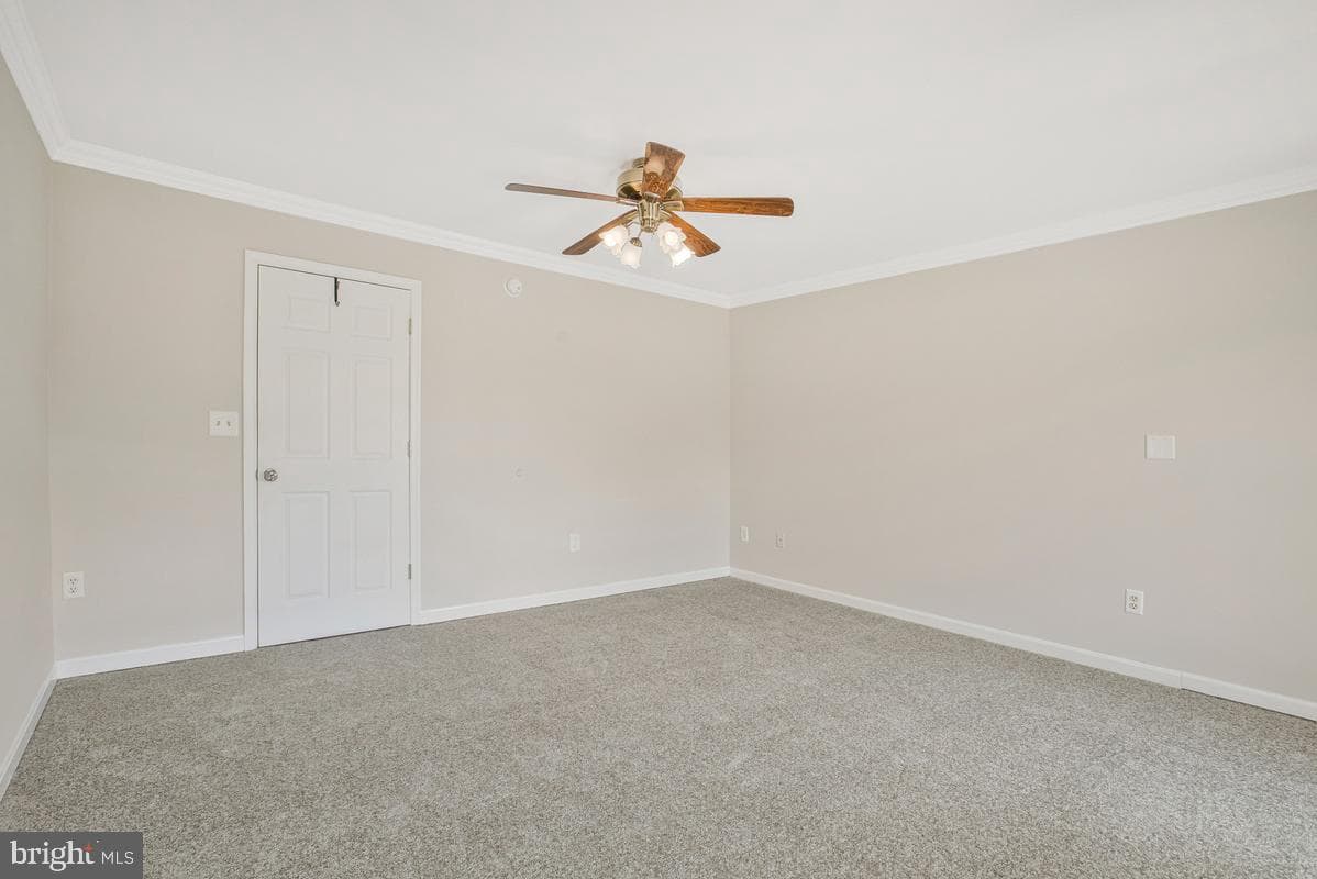 9200 Hines Meadow Way photo 27