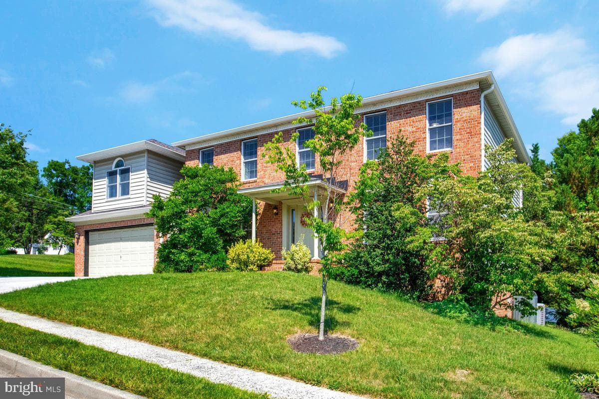 9200 Hines Meadow Way photo 3